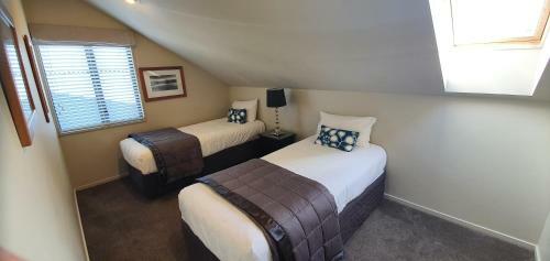 The Moorings Motel And Apartments