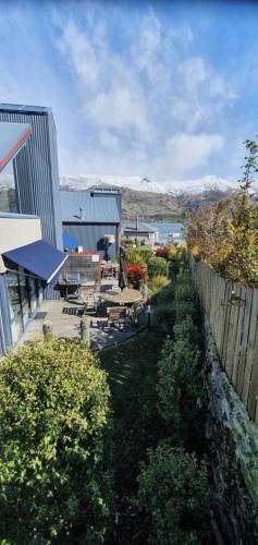 The Moorings Motel And Apartments