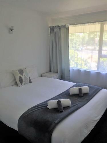 Fairway Motel & Apartments