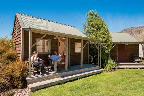 Shotover Top 10 Holiday Park