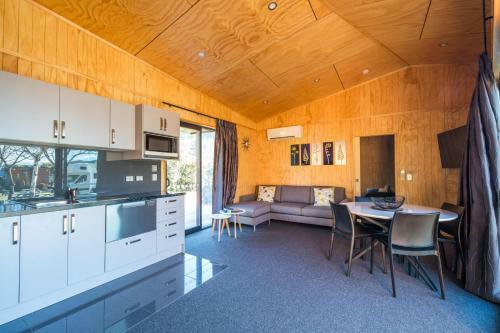 Shotover Top 10 Holiday Park