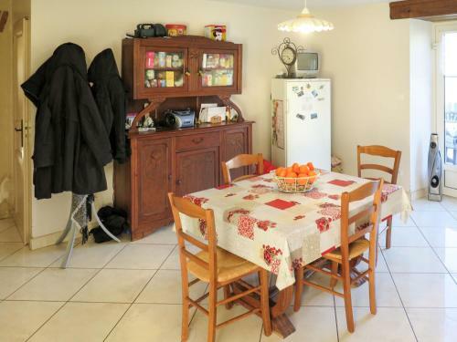 Holiday Home Les Gr�zes - Mnb400