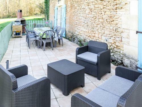 Holiday Home Les Gr�zes - Mnb400