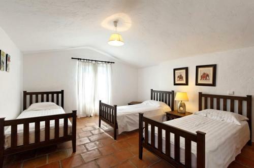 Montauroux Villa Sleeps 10 With Pool And Wifi