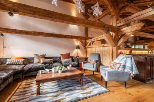 Ferme de Margot Morzine - By Emerald Stay