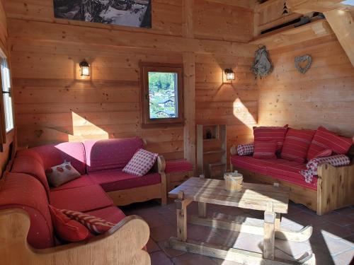 Chalet Les Charmettes Morzine Mc46