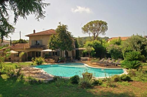 Apartamento Charming Provencal Villa With Swimming Pool