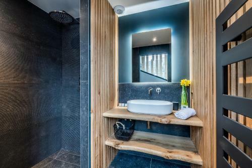 Chalet Nelcote Morzine - By Emerald Stay