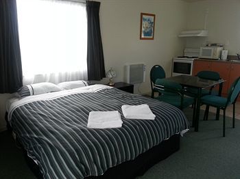 Blake Court Motel