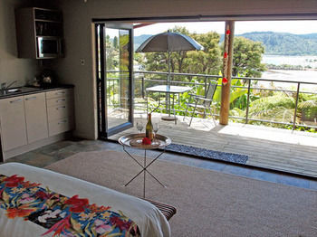 Whangamata Vistas B&B