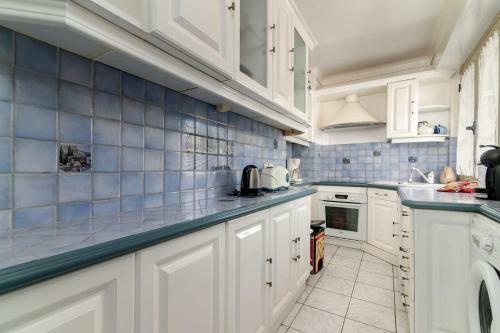 Apartamento Cocoon Furnished Flat