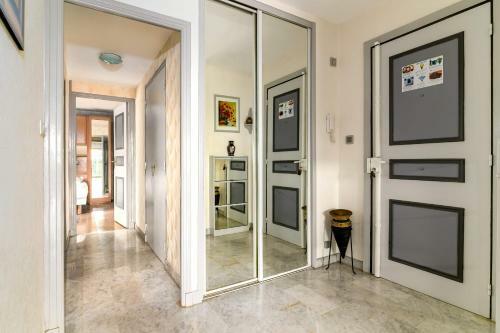 Apartamento Cocoon Furnished Flat