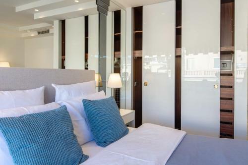 Apartamento Royal Promenade Pool Terrace With Sea View