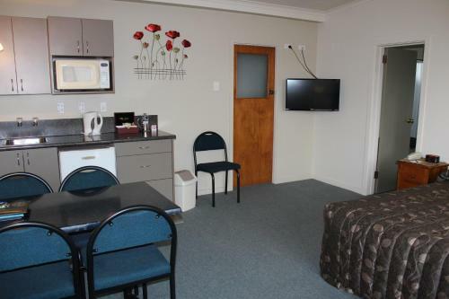 Asure Evergreen Motel
