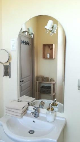 Bed & Breakfast Le Mas De Carri�