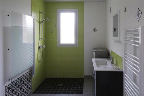 Holiday Home Bugu�l�s-penv�nan - Bre02106c-f