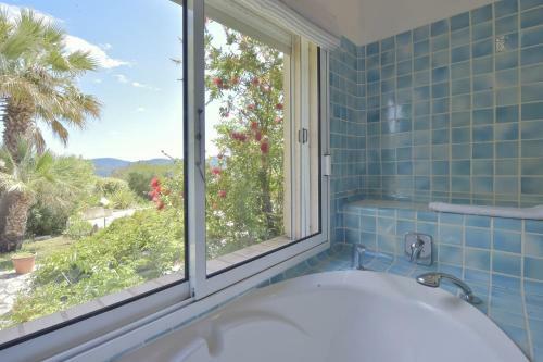 Villa Vacation House For 8 People With Breathtaking View!