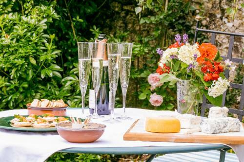 Le Grand-pressigny Chateau Sleeps 6 Wifi