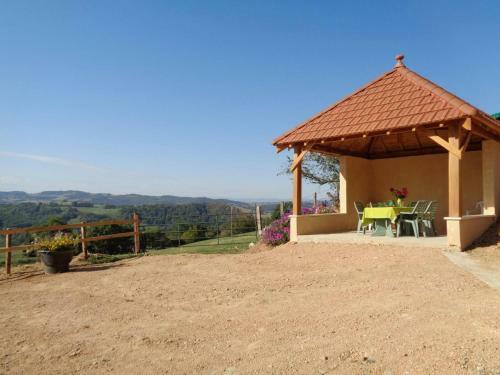 G�te R�gny, 4 Pi�ces, 6 Personnes - Fr-1-496-221