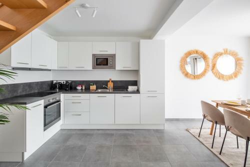 Maison Elleviou - Grande Maison � Deux Pas Du Centre