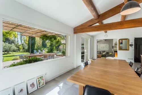 Villa With 6 Bedrooms In Rognes With Private Pool And Wifi