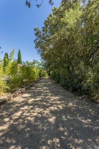 Villa With 6 Bedrooms In Rognes With Private Pool And Wifi