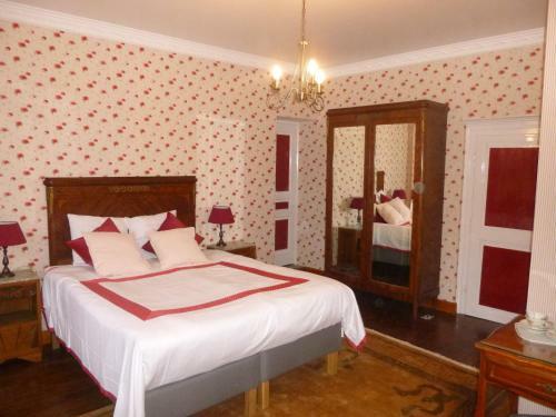 Bed & Breakfast Chambres & Table D'h�tes Au Chapitre