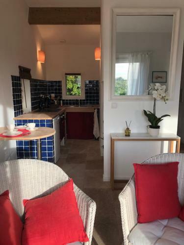 Cottage Et Suite de Ch�teau Lardier