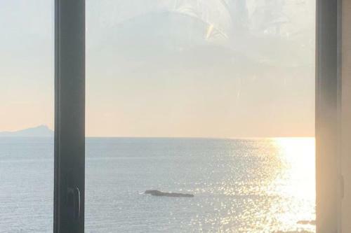 Unique ! Waterfront Apartment In St Aygulf