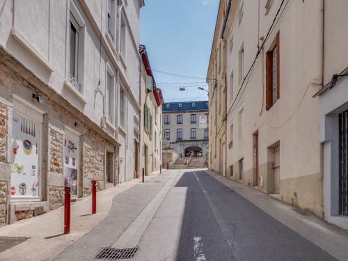 Blissful Apartment In Saint Chamond With Balcony
