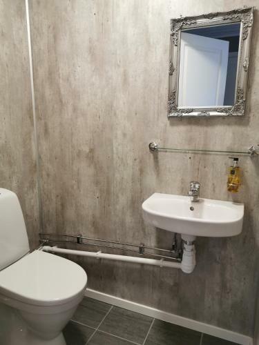 Hotel Fl�m Marina & Apartments