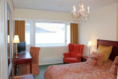 Hofslund Fjord Hotel