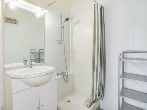 Apartment Les Fr�gates-13