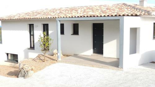 Villa D'architecte Avec Vue Mer Et Piscine Chauff�e