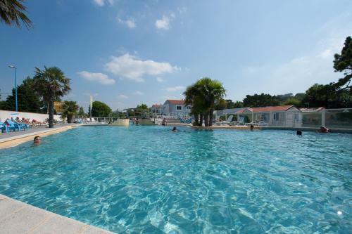 Camping L'abri Des Pins