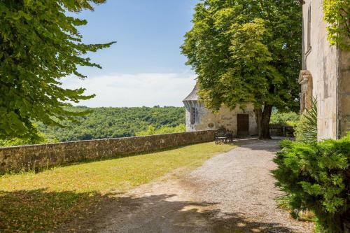Maine D'euche Chateau Sleeps 30 Pool Wifi