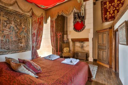 Maine D'euche Chateau Sleeps 30 Pool Wifi