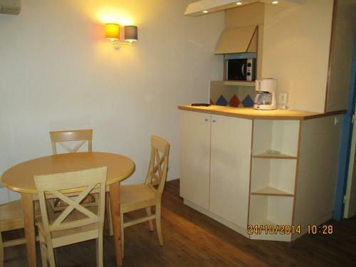 Apartamento Studio In Saint Raphael With Balcony