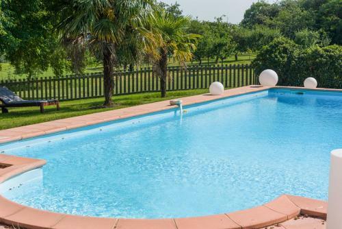 Saint-lary-soulan Chateau Sleeps 21 Pool Wifi