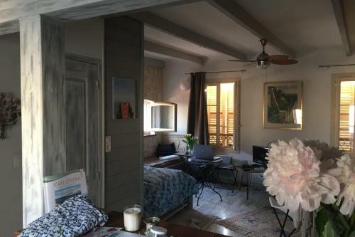 Apartamento Nice Flat With Sea View In Sanary S Mer