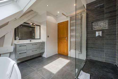 Bed & Breakfast Pool House In Disneyland Bmyguest