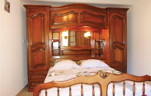 Two-bedroom Holiday Home In Sigoyer