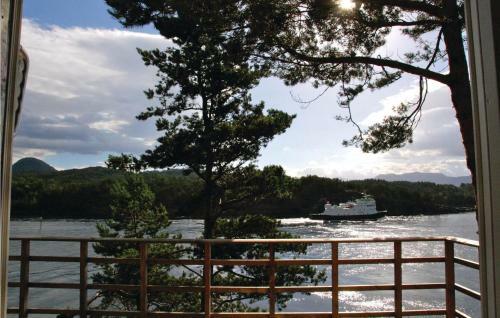 Holiday Home Arnavik Sydnes�y