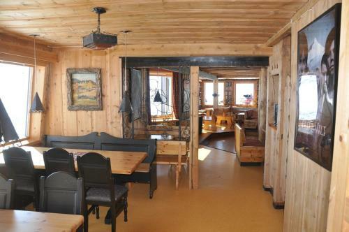 Hotel Leirvassbu Fjellstue