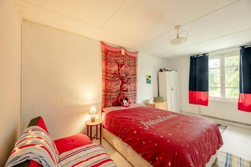3-bed Rustic French Cottage We Welcome Families