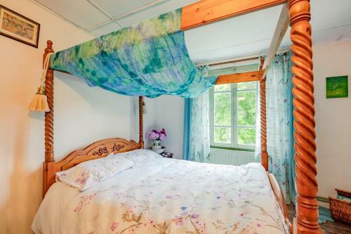3-bed Rustic French Cottage We Welcome Families
