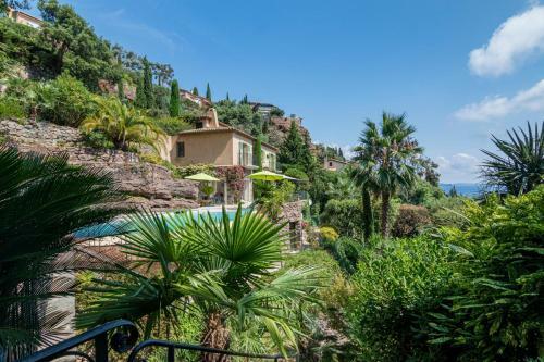 Theoule-sur-mer Villa Sleeps 8 Pool Air Con Wifi
