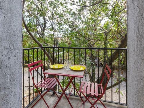 Welcoming Holiday Home In Tautavel With Balcony