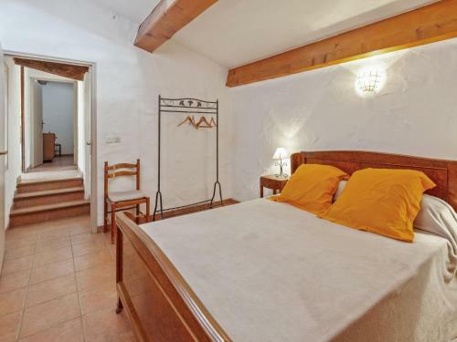 Welcoming Holiday Home In Tautavel With Balcony