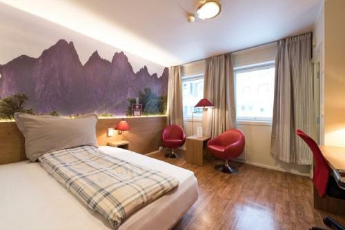 Royal Hotel